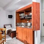 Ξενοδοχείο με διαμερίσματα ερωφίλη Χερσόνησος