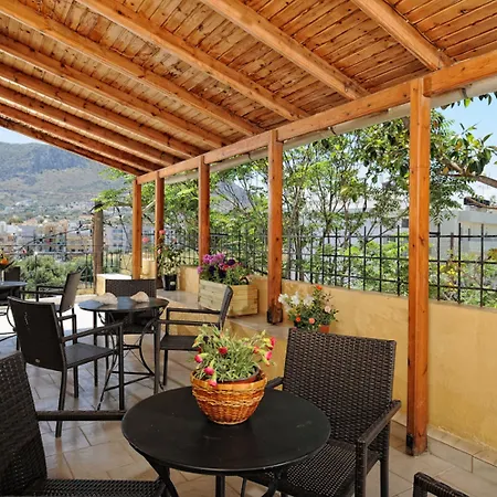 Erofili מלון דירות